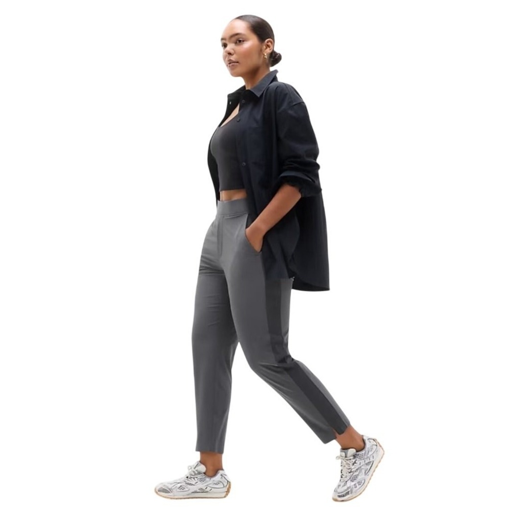 Athleta Pants Womens 16 Brooklyn Mid Rise Lightweight Active Ankle Gray Athletic